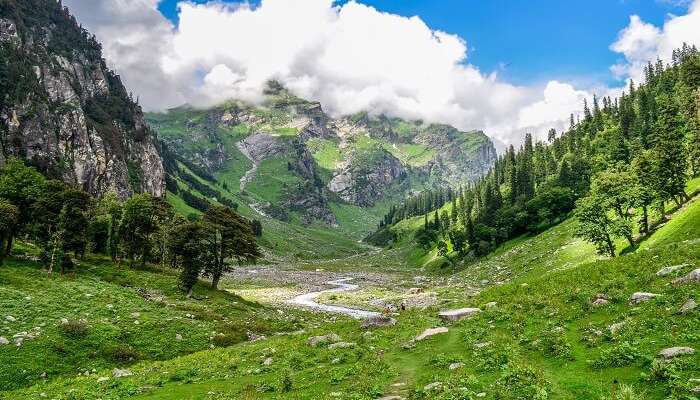 kareri lake trek jannattrips